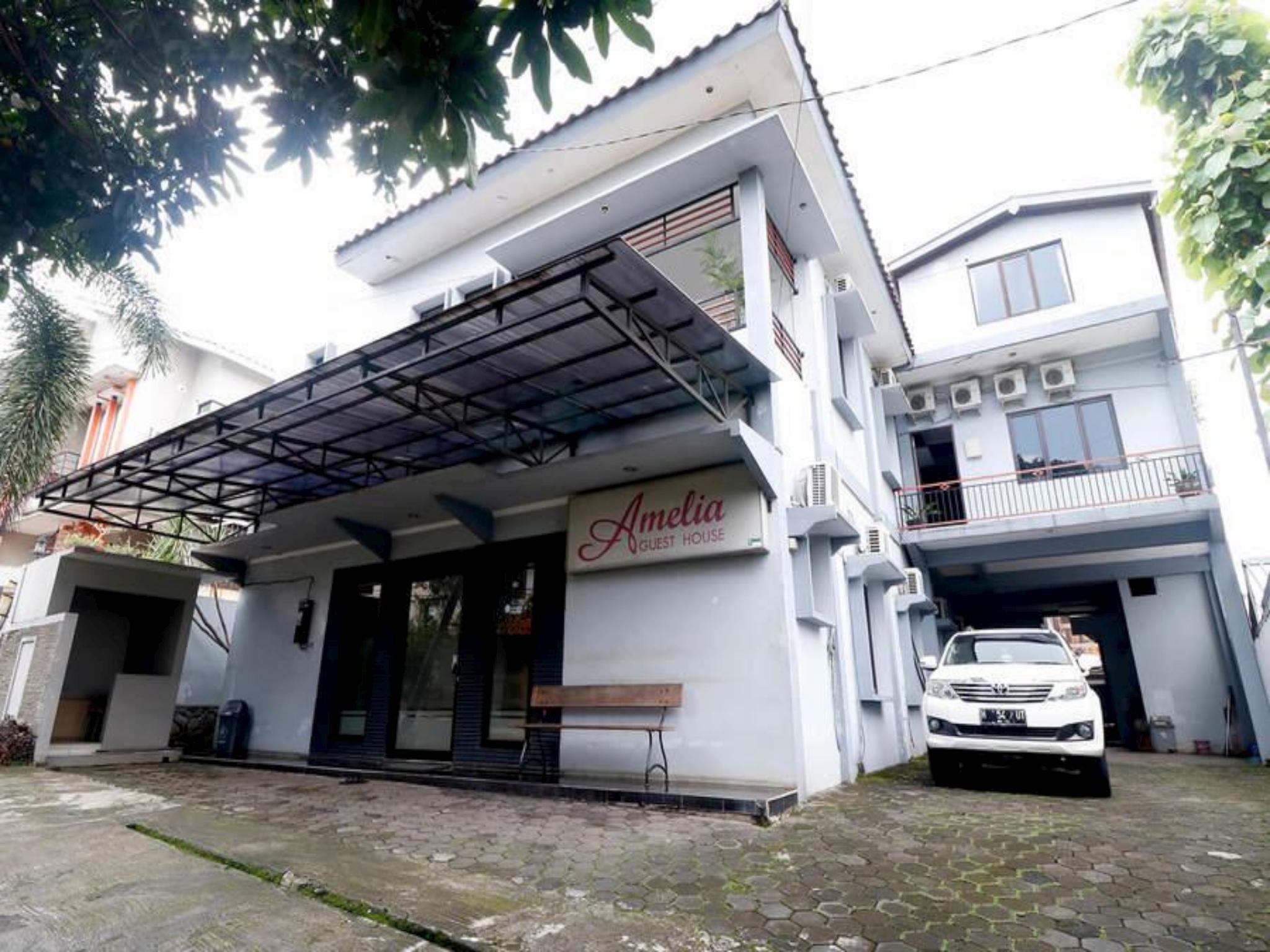 Hotel Reddoorz Plus Near Undip Tembalang à Semarang Extérieur photo